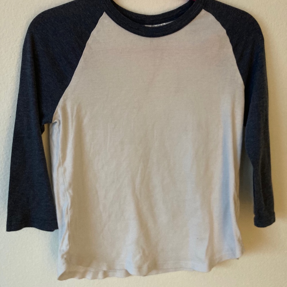 Raglan/baseball tee